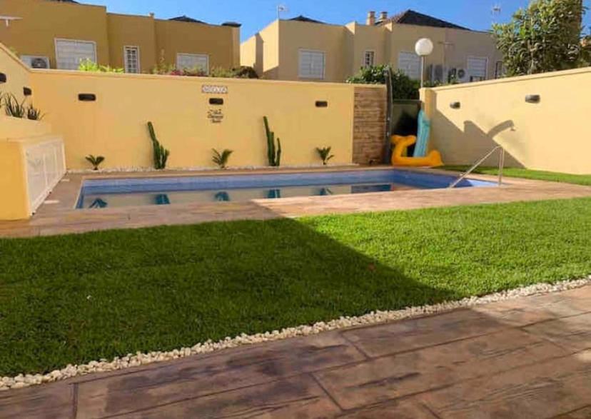 Holiday home Casa De Lujo Con Piscina A 5 Minutos Andando Del Recinto Ferial