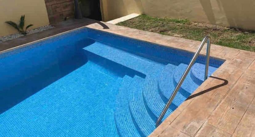 Casa De Lujo Con Piscina A 5 Minutos Andando Del Recinto Ferial Holiday home Jerez de la Frontera